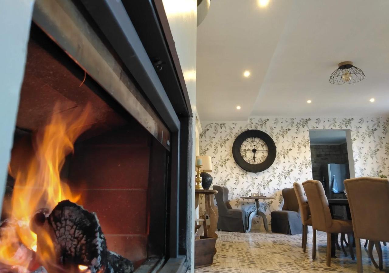 مبيت وإفطار Fougerolles-Saint-Valbert Manoir La Cerise المظهر الخارجي الصورة
